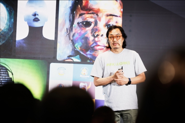 2025 칸라이언즈 무대에 선 김홍탁 파울러스 CCO. ©Cannes Lions